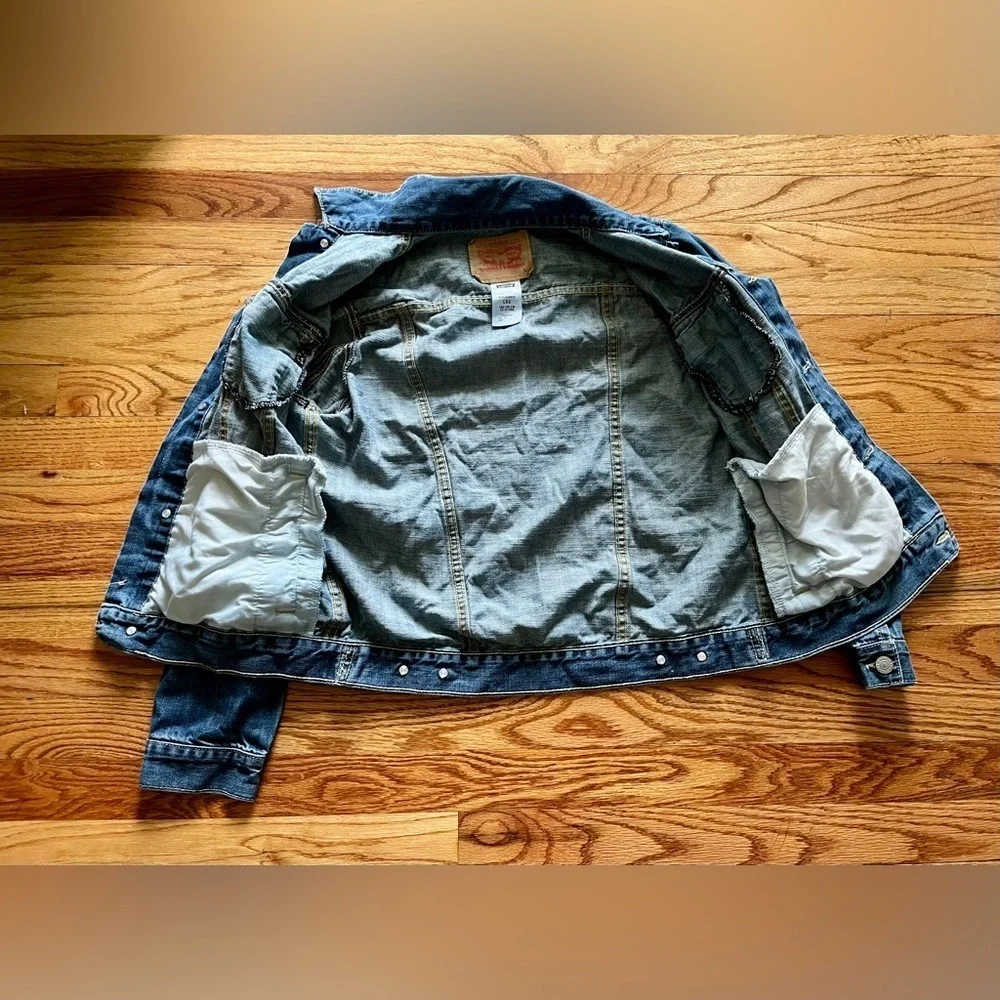 Levi’s Vintage Youth Jean Jacket - Size Large